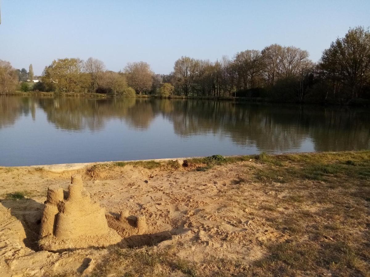 By The Lake La Trinite-Porhoet 外观 照片